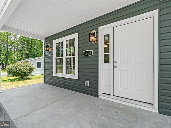 3rd image of 1358 W College Rd