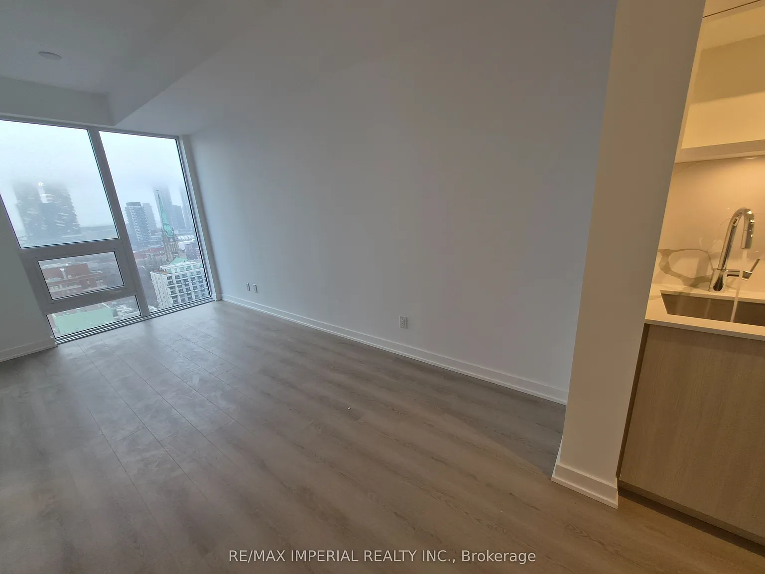 2 bed, $3,000 — Photo 3