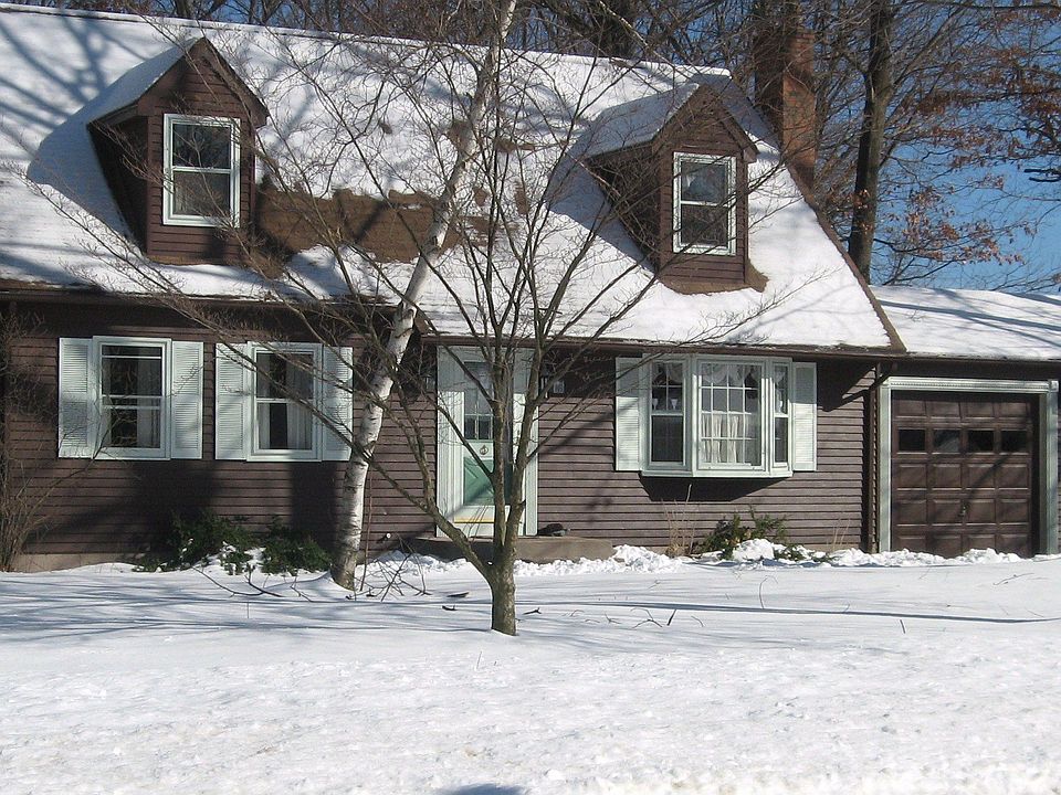 Spacious & Inviting Cape!