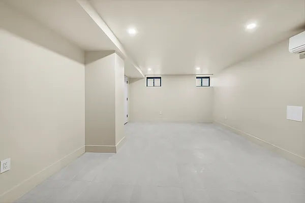 Rented by Purple Stone Realty LLC | media 14