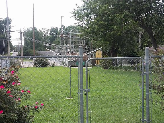 5th image of 1027 S Land St