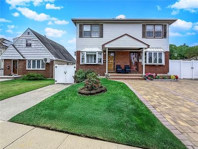 126 Tysens Ln, Staten Island, NY, 10306