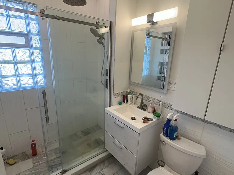 229 Harvard St #6 — Photo 11