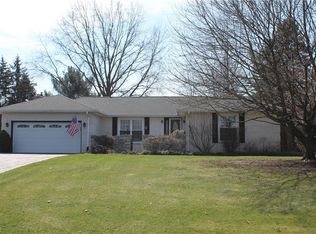 2934 Northview Rd, Uniontown, OH 44685