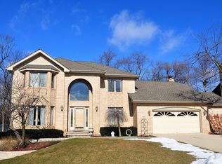 383 Crestwood Rd, Wood Dale, IL 60191