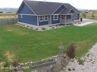 115 E Circle Dr, Thayne, WY 83127