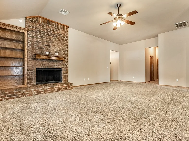 8205 Hillers Rd — Photo 25