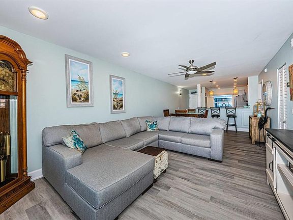 4th image of 6265 Sun Blvd APT 309