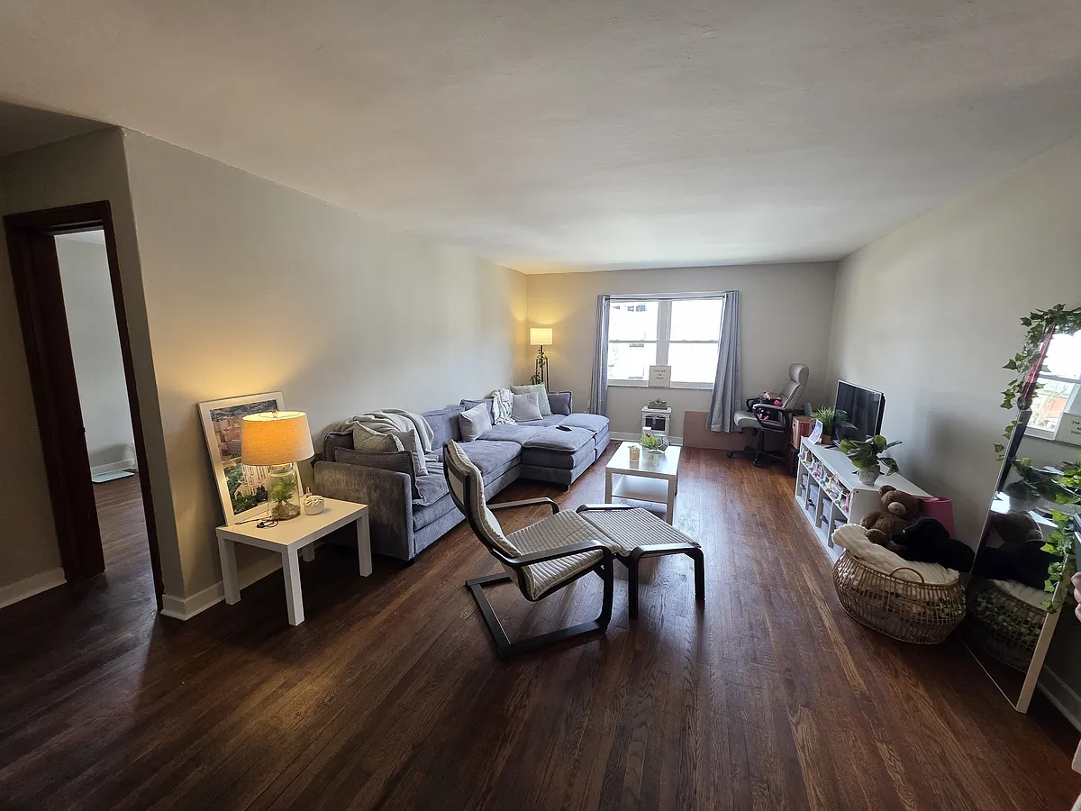 Building Photo - 201 E Swissvale Ave #11