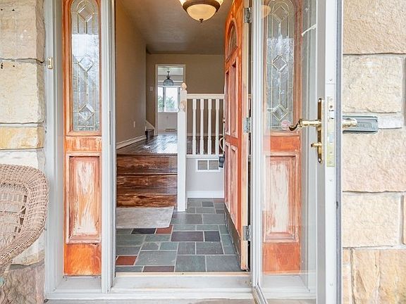 2nd image of 22841 Laramie Dr