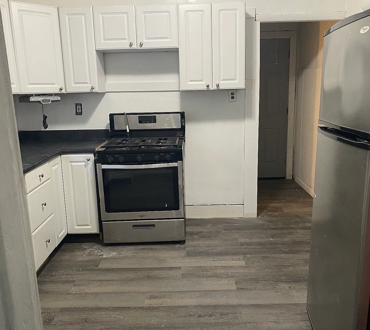 2 bed, 1100 sqft, $1,200 — Photo 3