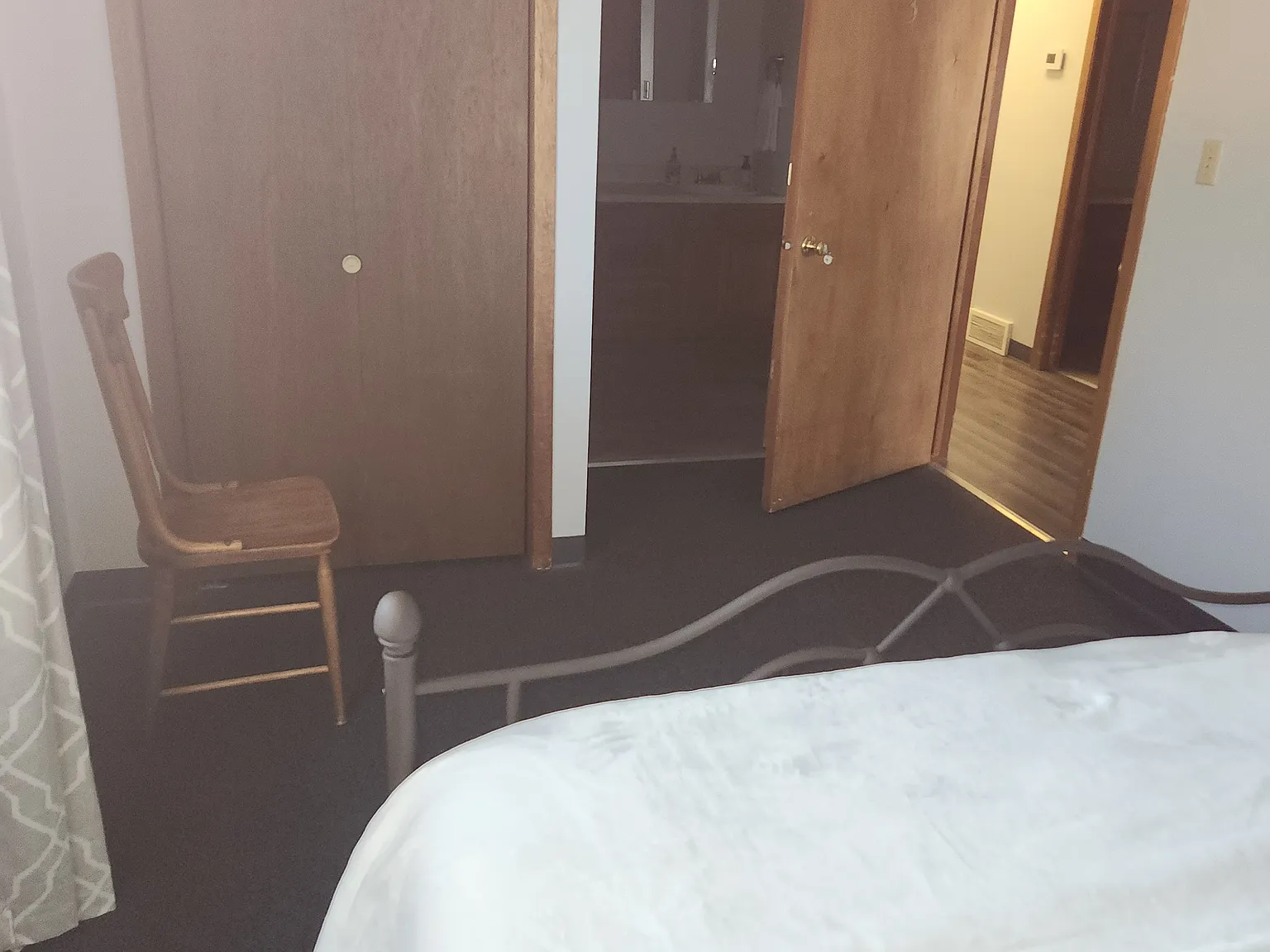 Studio, 185 sqft, $900 — Photo 4