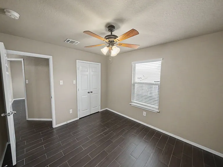 6527 Candleview Ct — Photo 29