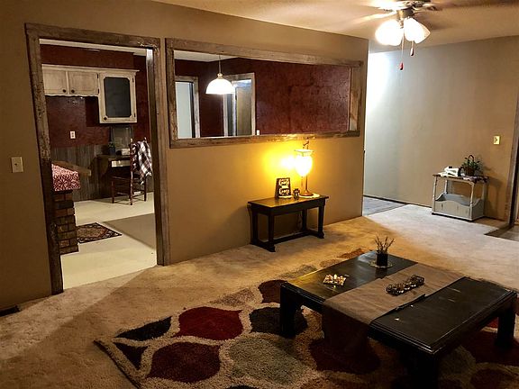 4th image of 1204 N Brookwood Dr