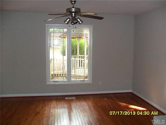 5th image of 2517 Foxwood Dr