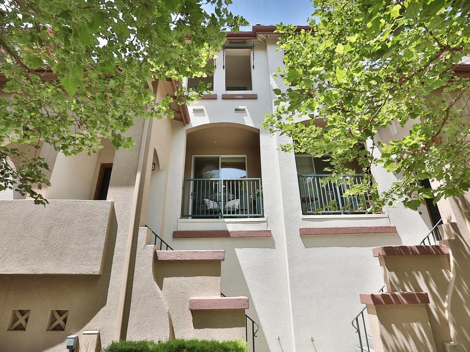 1st image of 1379 McKinley Ct