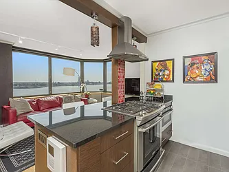 Rented by Nest Seekers International