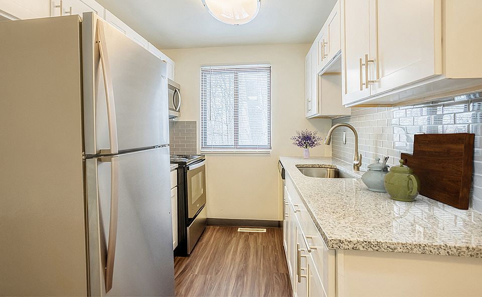 High Acres Apartments and Townhomes Apartment Rentals Syracuse, NY