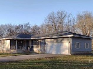 1508 Division St, Hobart, IN 46342