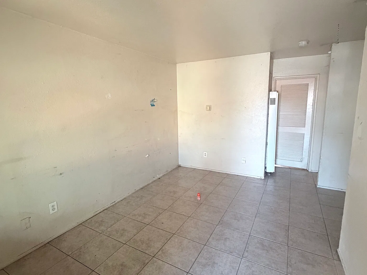 1 bed, 600 sqft, $1,200 — Photo 3