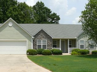 4190 Eden Valley Dr. St., Loganville, GA