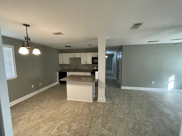 2764 Colony Ct — Photo 2