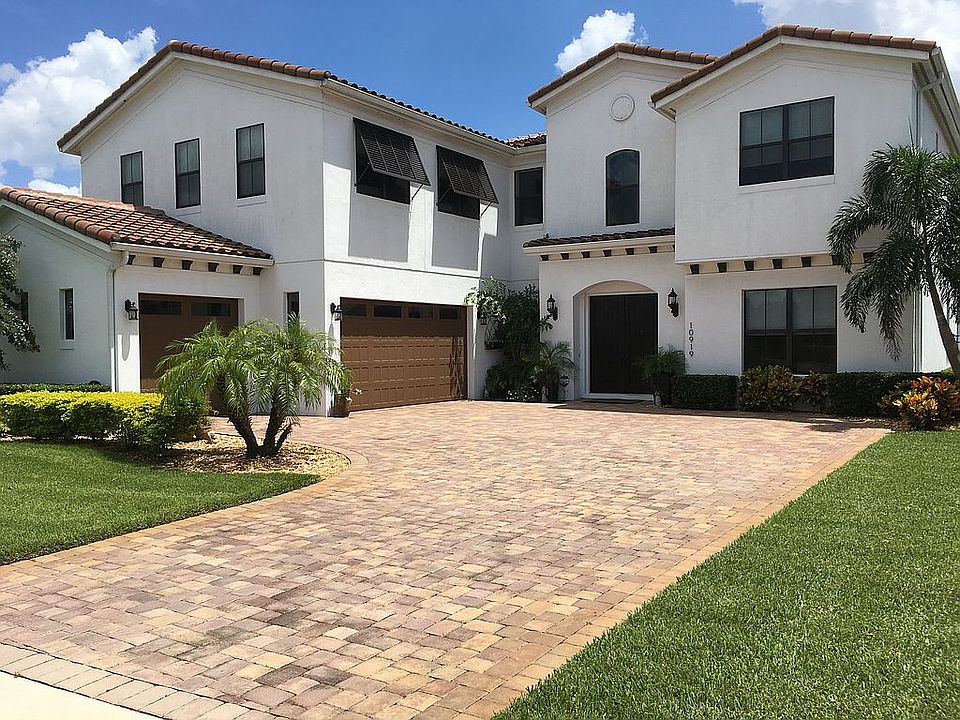 1st image of 10919 Mobberley Cir