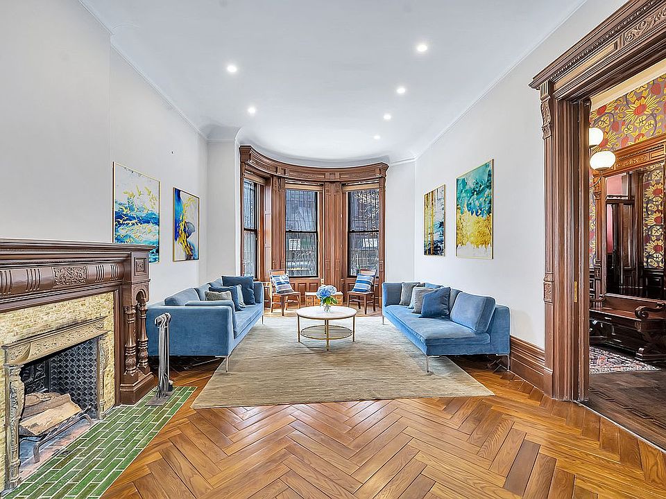 1st image of 850 Saint Nicholas Ave