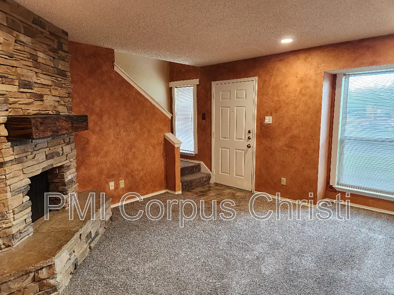 6702 Everhart Rd #A102 — Photo 8