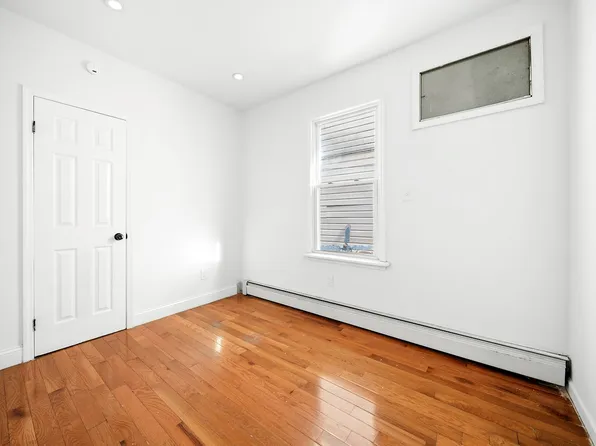 461 Milford Street image 8 of 19