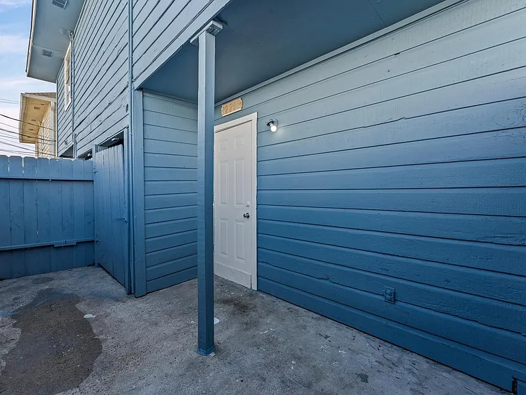 12206 Ormandy St — Photo 25