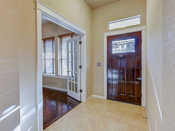 3rd image of 4116 Threadgill St