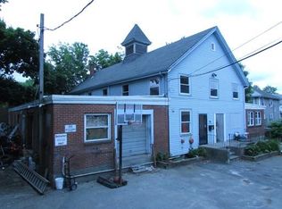 74 Bacon St #R, Waltham, MA 02451