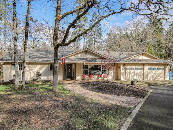 1967 Southgate Way Grants Pass Or 97527 Zillow