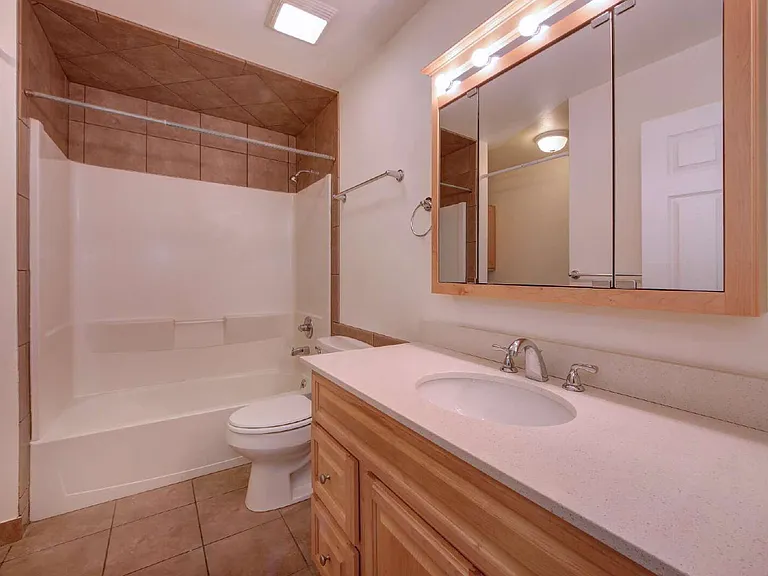 7490 Churchwood Cir — Photo 21