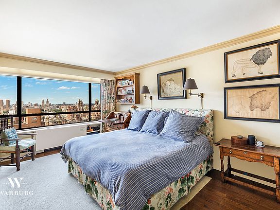 3rd image of 190 E 72nd St APT 29C