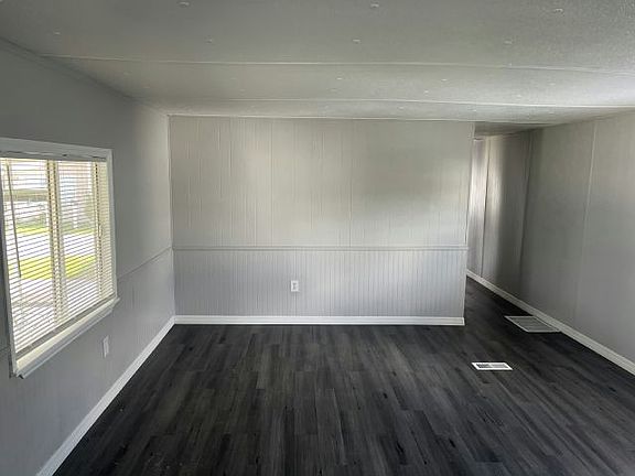 4th image of 2850 New Tampa Hwy #59