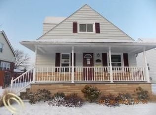 22375 Hayes Rd, Eastpointe, MI 48021