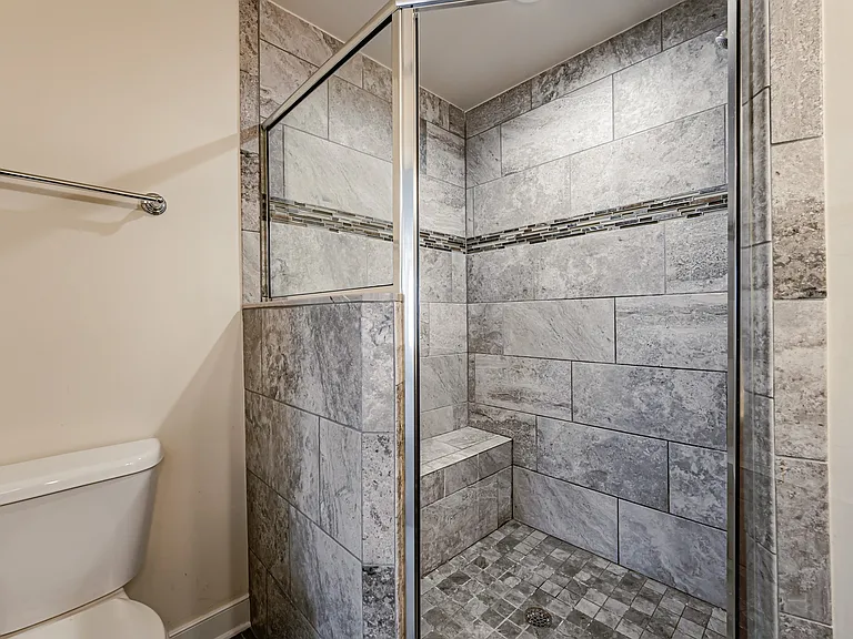 7380 Pebble Lake Dr — Photo 26