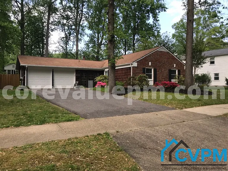1771 Crofton Pkwy — Photo 2