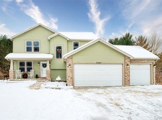 7047 Bennington Greens Dr, Owosso, MI 48867