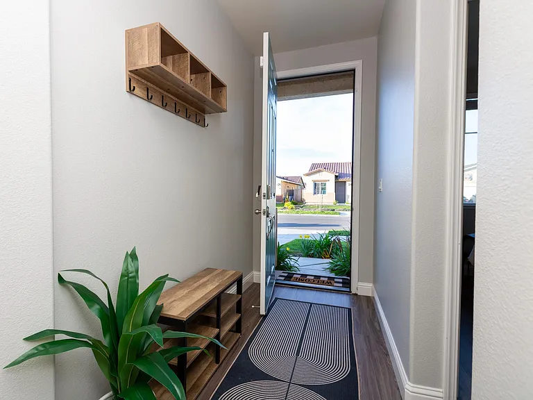 698 Marybelle Dr — Photo 25