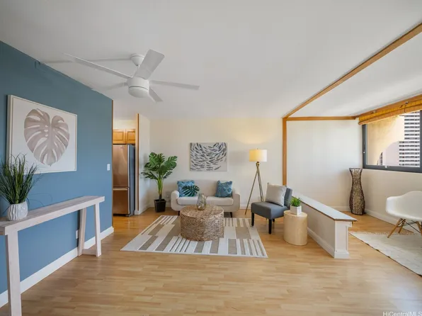 2092 Kuhio Ave APT 2405, Honolulu, HI 96815