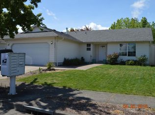 2954 S 12th St, Lebanon, OR 97355