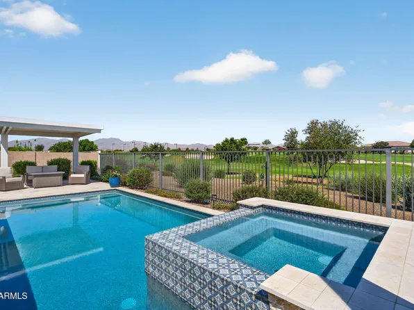 17482 W CRAWFORDSVILLE Drive, Surprise, AZ 85388