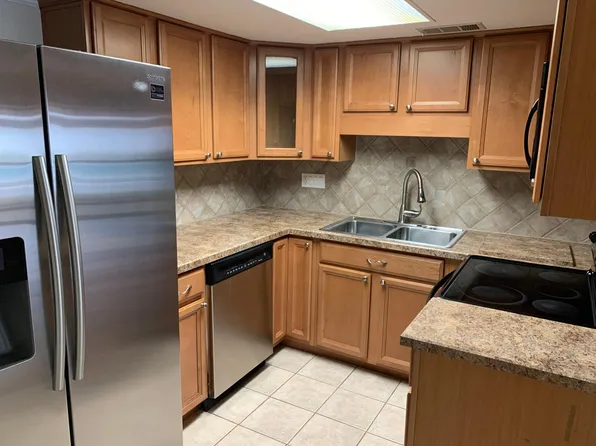 4607 W North B St, Tampa, FL 33609