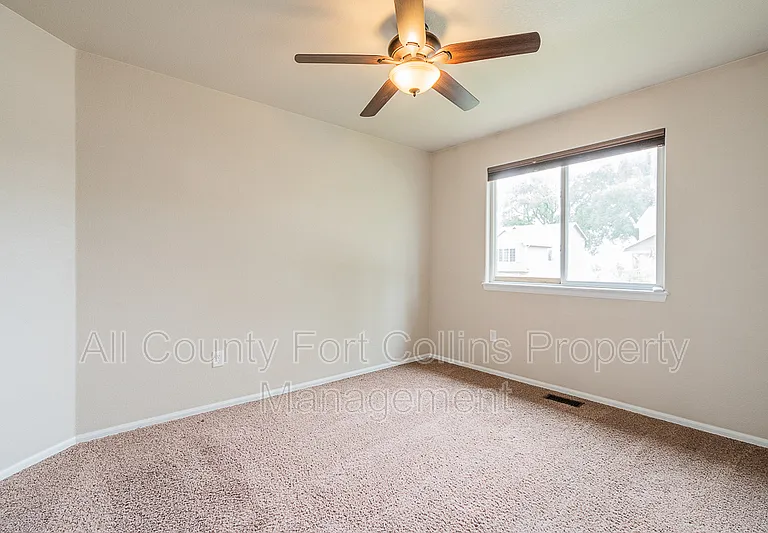 3394 Butternut Ln — Photo 23