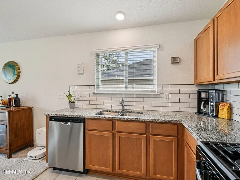 2635 Windsor Lakes Way — Photo 17