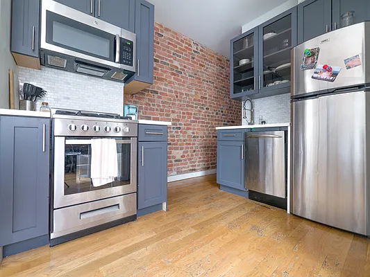 Rented by (Legacy) NY Quality Living Uptown | media 15