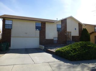 527 Teton Dr, Farmington, NM 87401